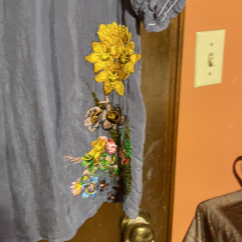 Johnny Was Gray Tunic with Floral Embroidery - Picture 3 of 7